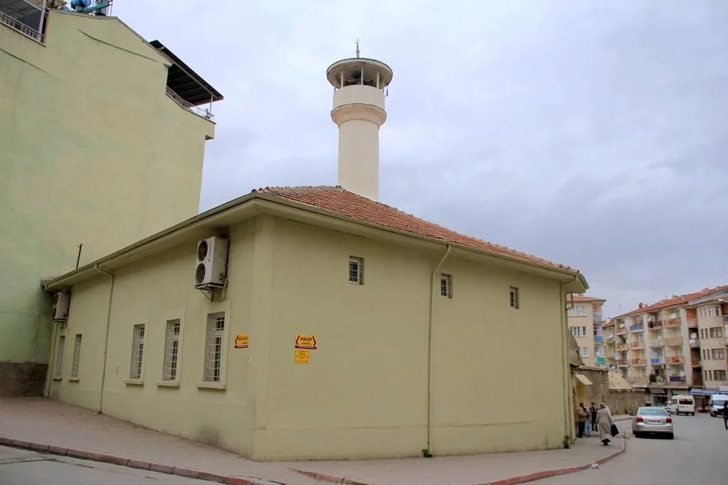 Tahtalı Minare Camii