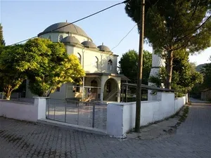 Salkımlı Mahallesi Merkez Camii