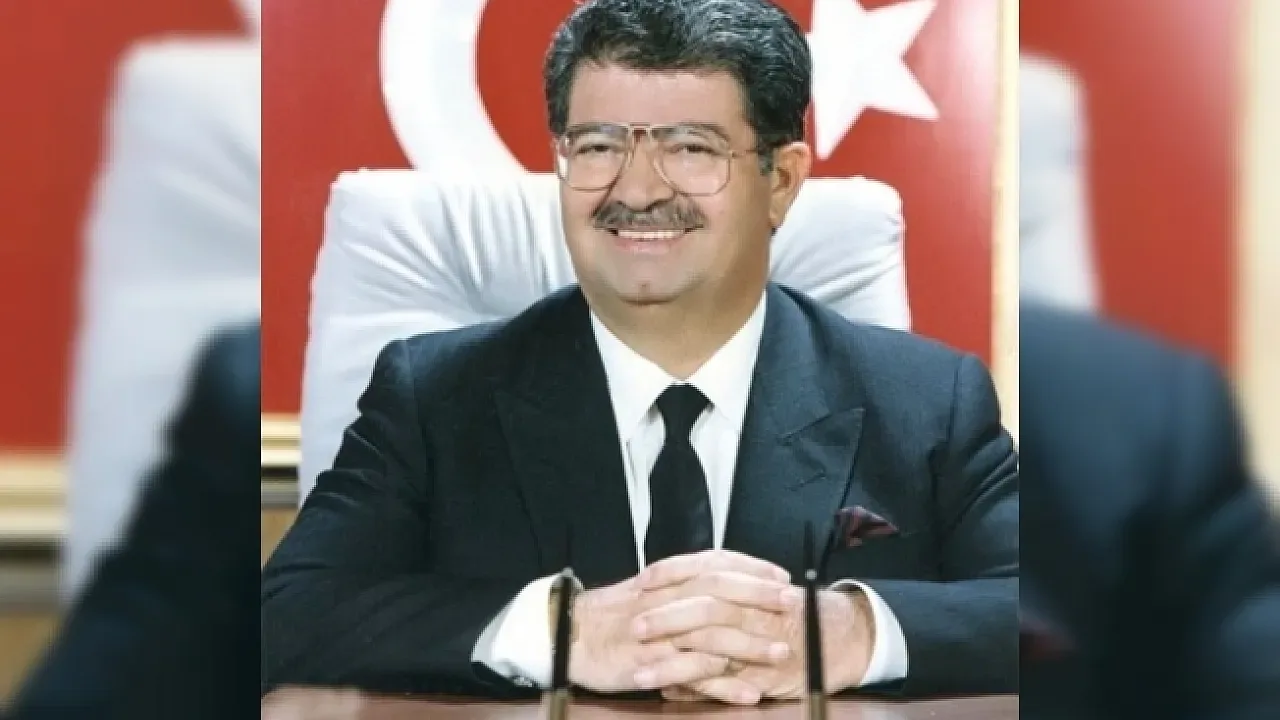 Turgut Özal Kimdir, Nerelidir? Hayati, Siyasi Kariyeri ve Türkiye'ye Etkileri