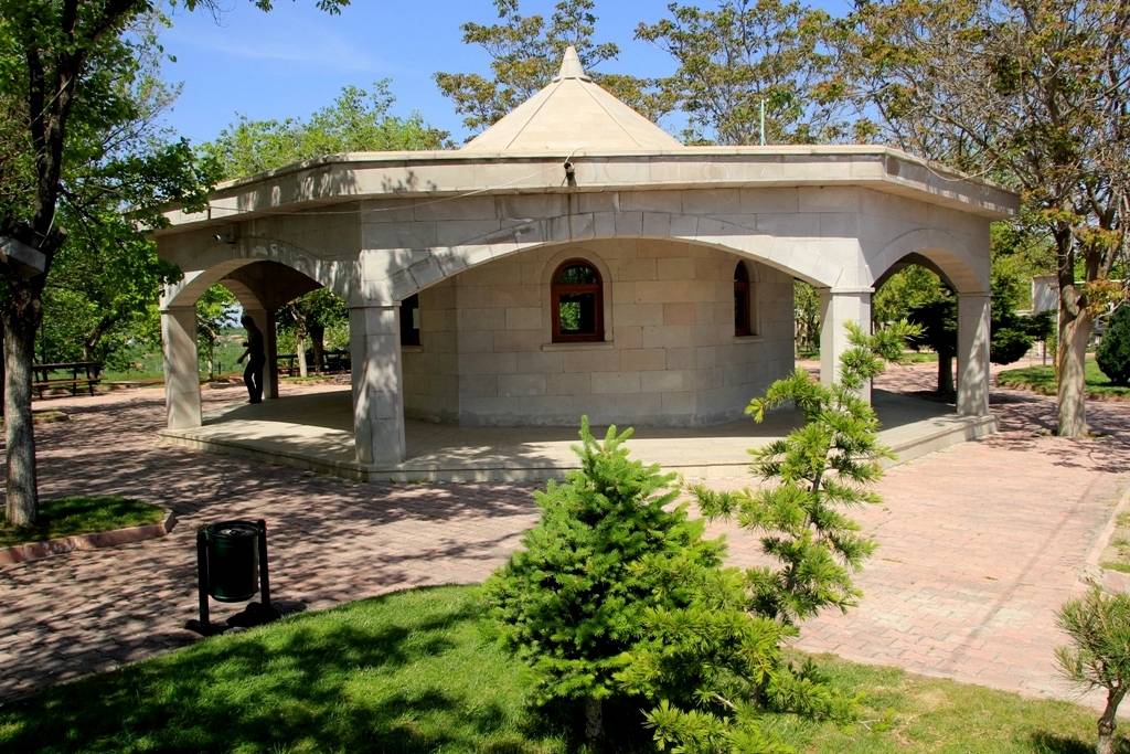 Hasan Basri Türbesi fotoğrafı